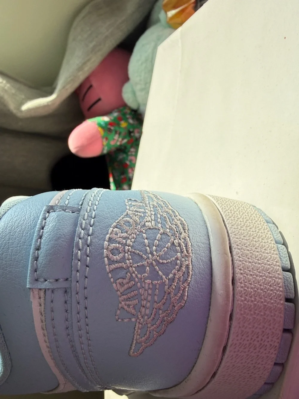 Nike Women’s Low Top Sneakers in Light Blue and White - Picture 5 of 11